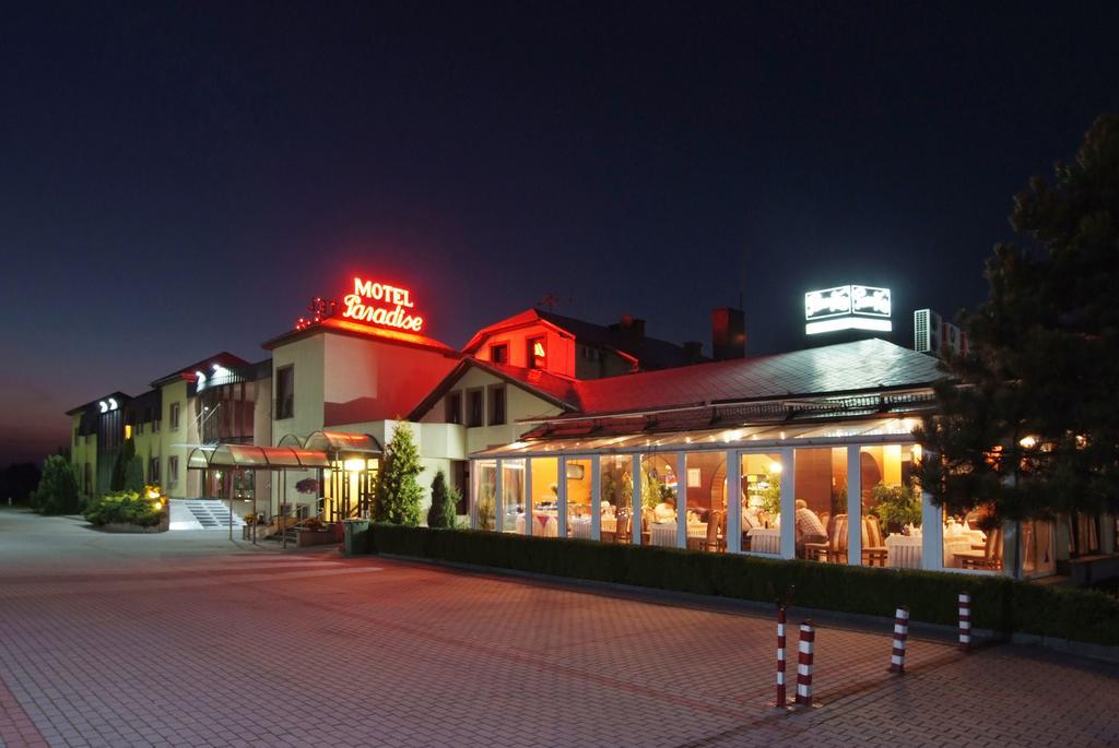 Motel Paradise Torzym Exterior foto